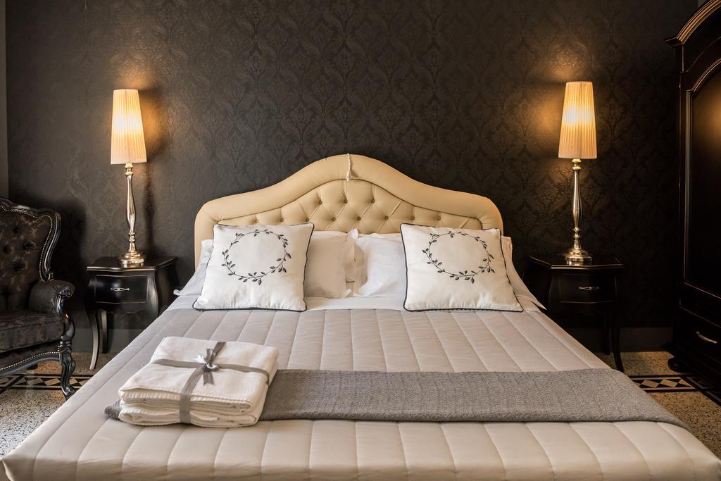 Bed and Breakfast Palazzo Bignami à Lecce Extérieur photo